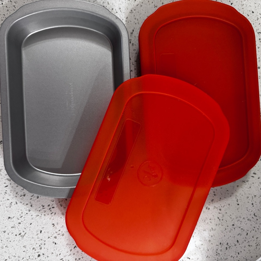 Pampered Chef Quick Freeze Storage Containers - Picture 2 of 4